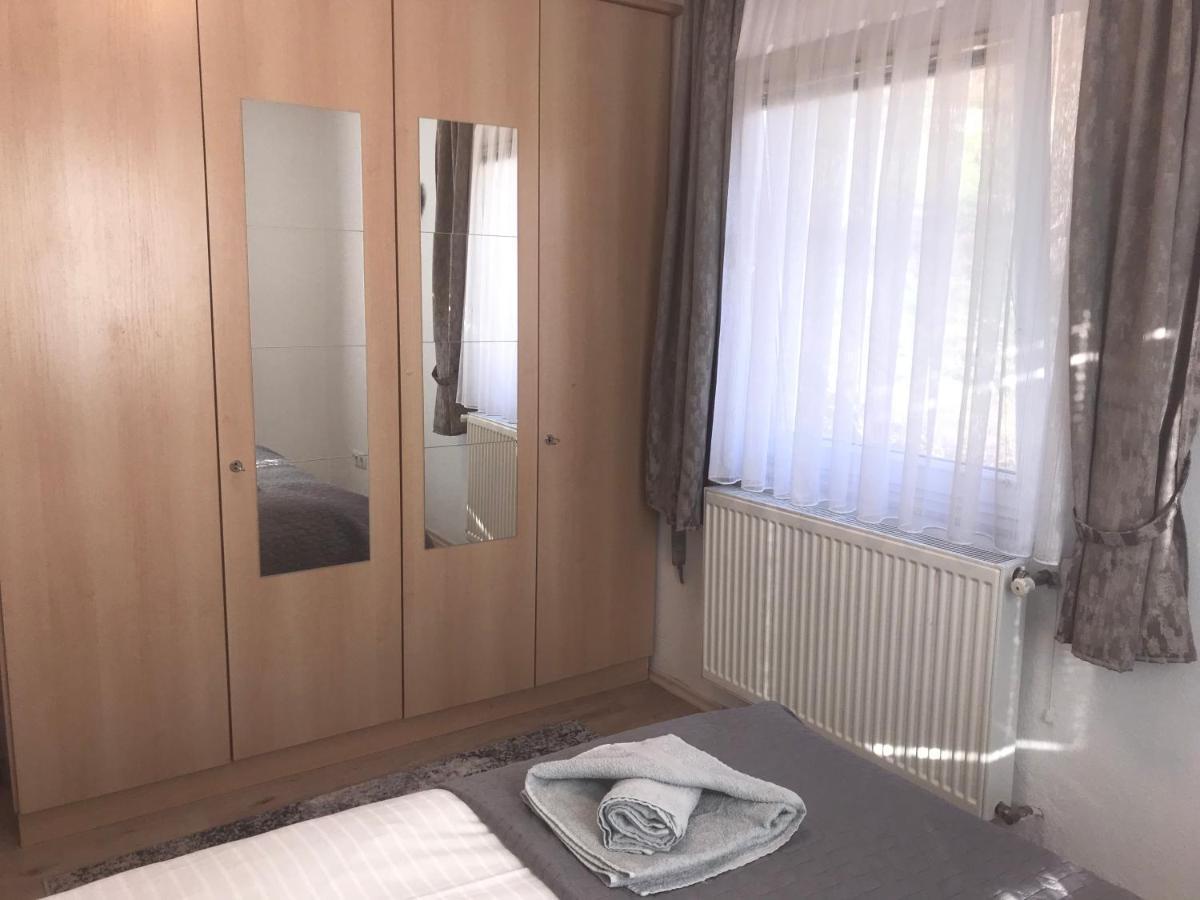 Apartmani Kuzmanovic Stan Na Dan Добой Екстер'єр фото